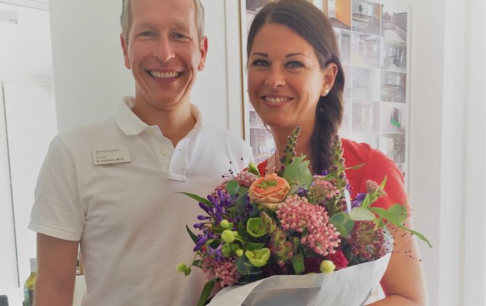 Praxis Orthpoädie und Sport - Dr. Bodo Lohmann verabschiedet Simone Kruppa